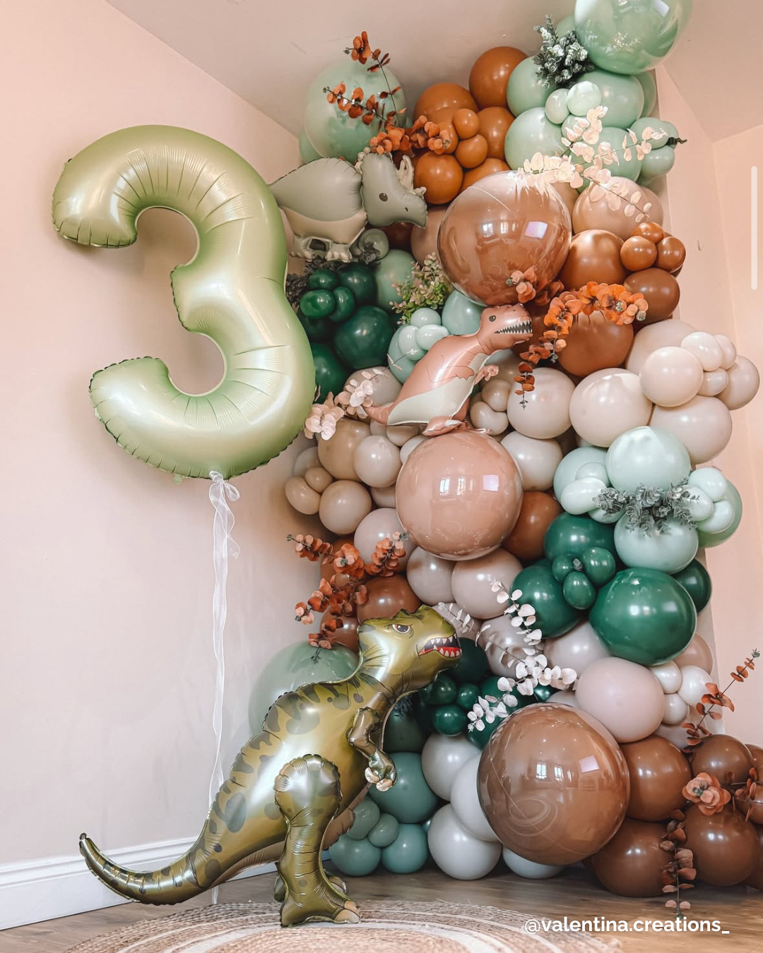 Colour_inspo_Dino_1