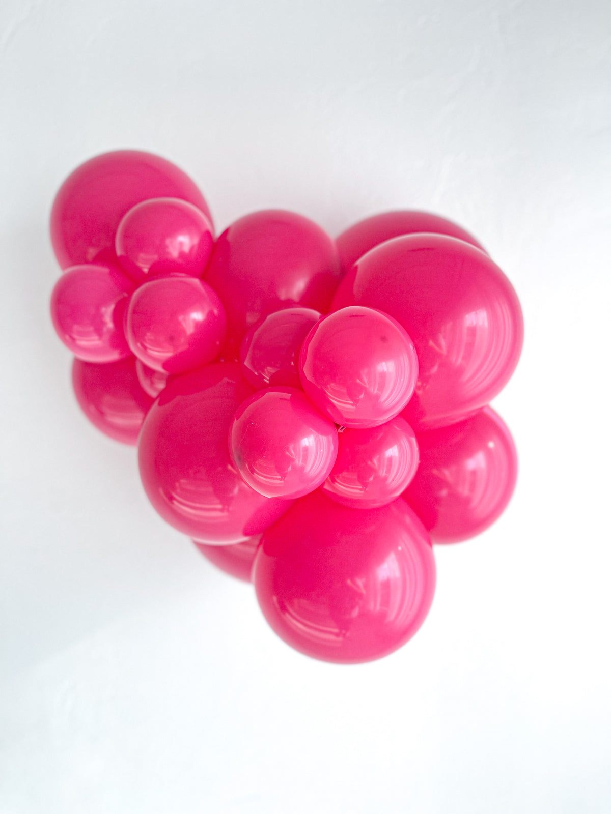 Tuftex Hot Pink Modelling Balloons